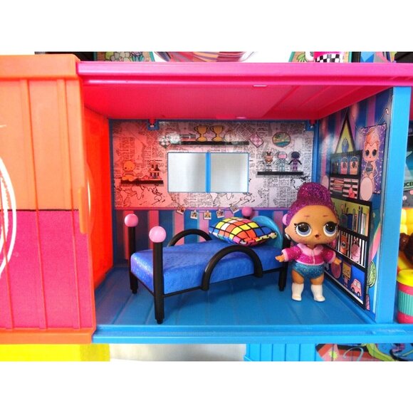 LOL Surprise Doll Club House Play-set Remix W Lots Of Dolls Pets  & Accessories - Picture 7 of 14